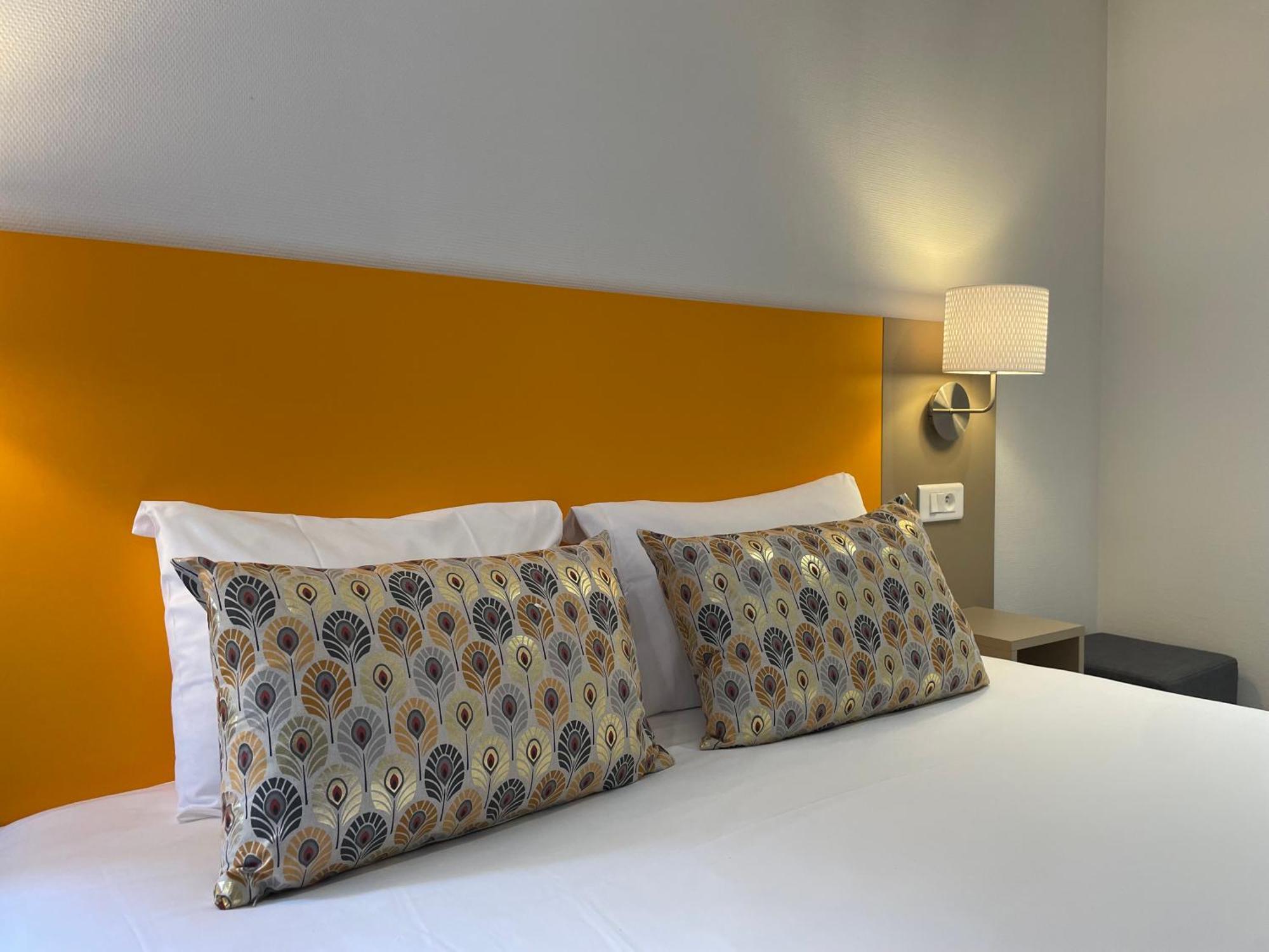 Hotel De Caen Ngoại thất bức ảnh